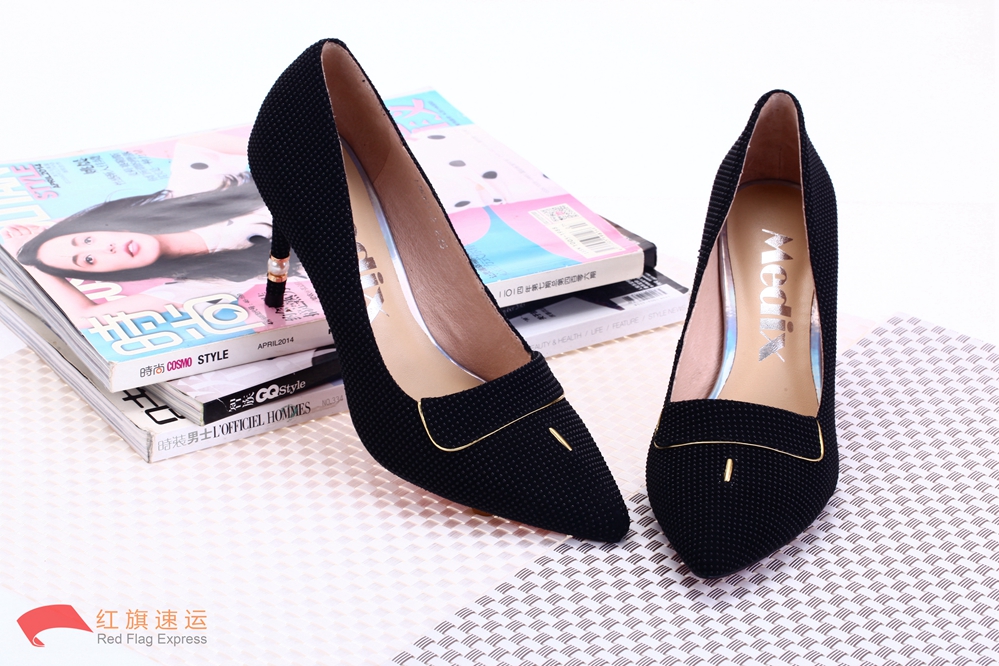 摄图网_500766859_高跟鞋（企业商用）_副本.jpg